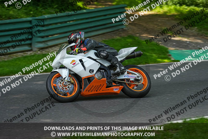 cadwell no limits trackday;cadwell park;cadwell park photographs;cadwell trackday photographs;enduro digital images;event digital images;eventdigitalimages;no limits trackdays;peter wileman photography;racing digital images;trackday digital images;trackday photos